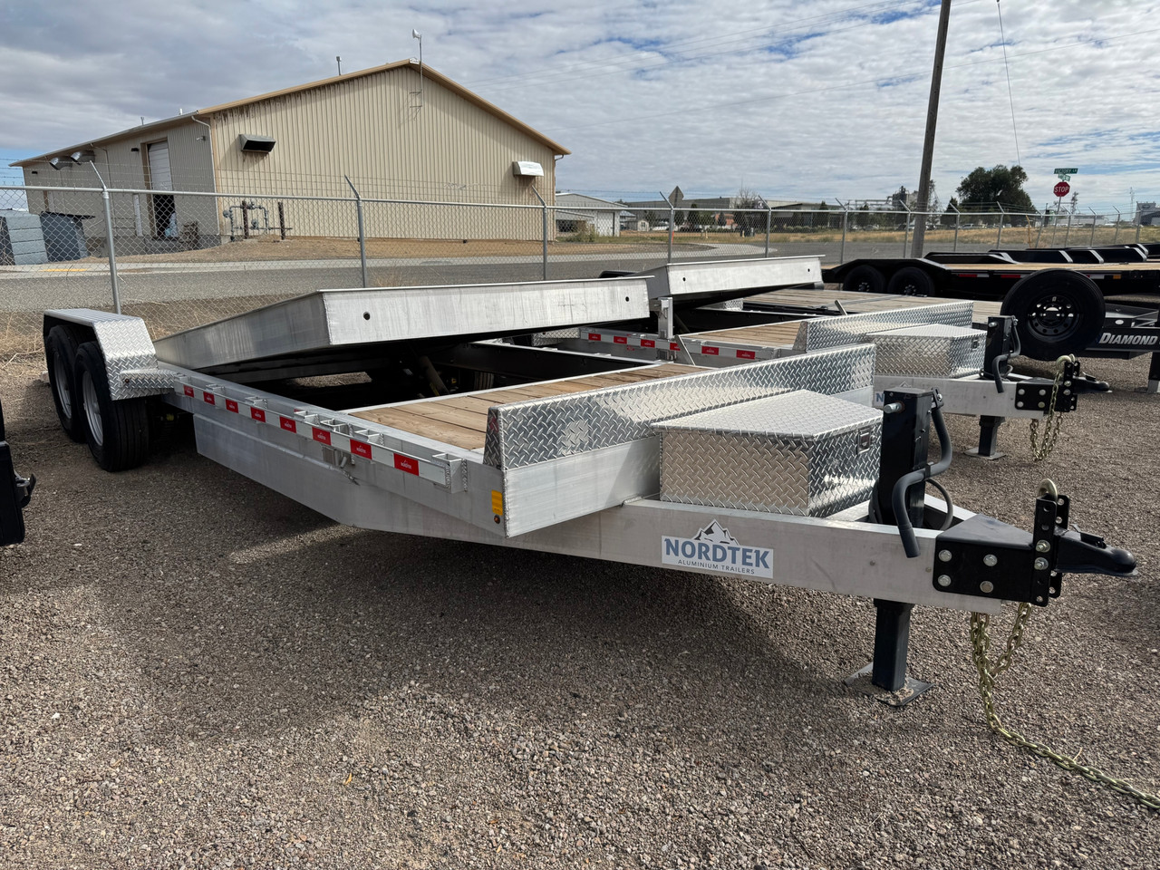 Nordtek Trailers 2025 82"X24' Equipment Tilt Trailer | Tandem Axle 16K, 14 Ply Tires