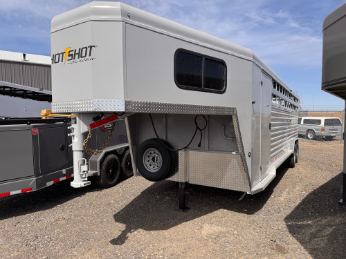 Trails West 2026 Hotshot 84"x0.5' Stock Combo Trailer | Tandem Axle 18.66K, Tack Room, Double Tack Doors, Convenience Package