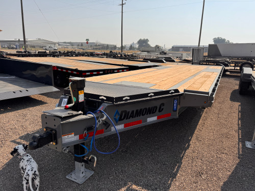 Diamond C Trailers DET208 Flatbed Trailer