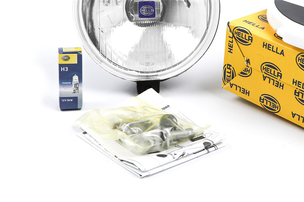 Hella Comet 500 spotlight set of 2 with bulb and cap