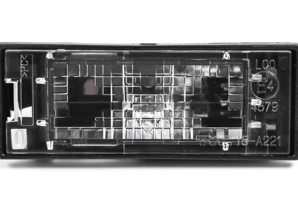 Number plate light Renault Koleos MK2 16-18