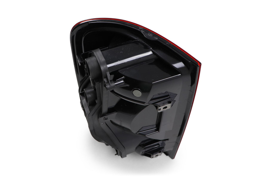 Rear light right dark red Volkswagen Amarok 13-