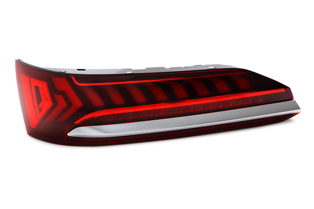 Rear light left LED Audi Q7 20-