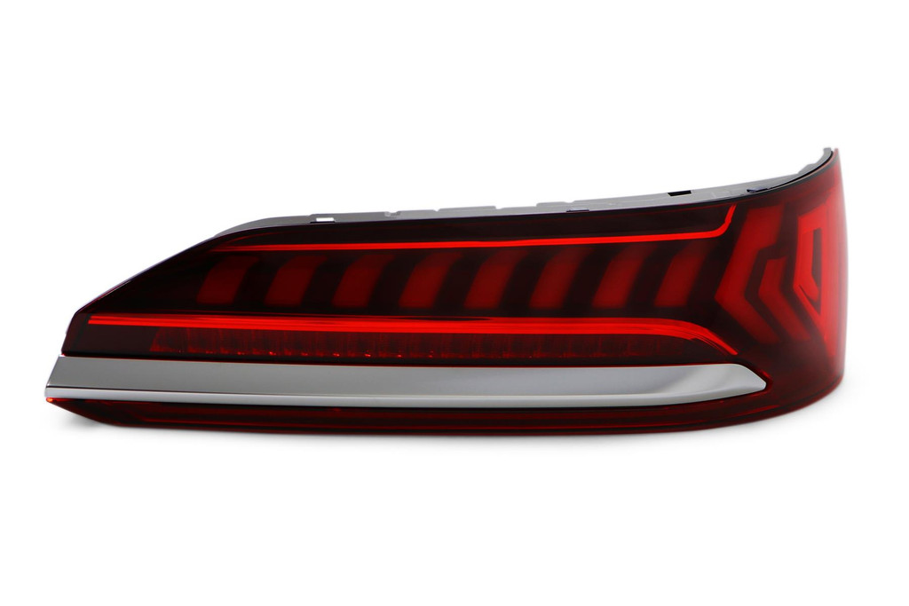 Rear light right LED Audi Q7 20-