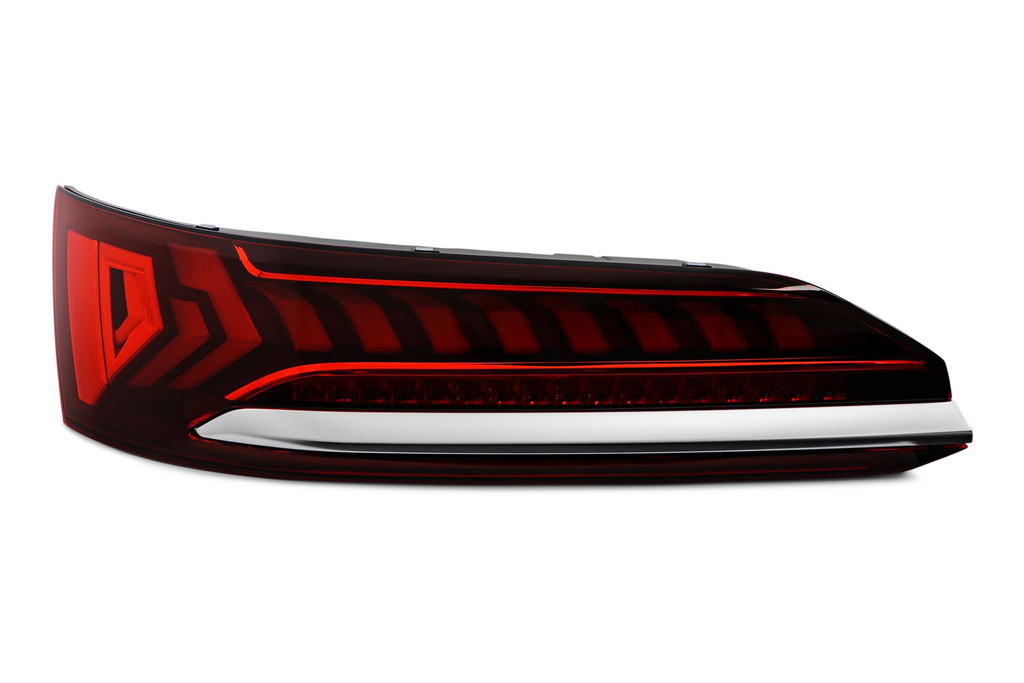 Rear light left LED dynamic indicator Audi Q7 20-