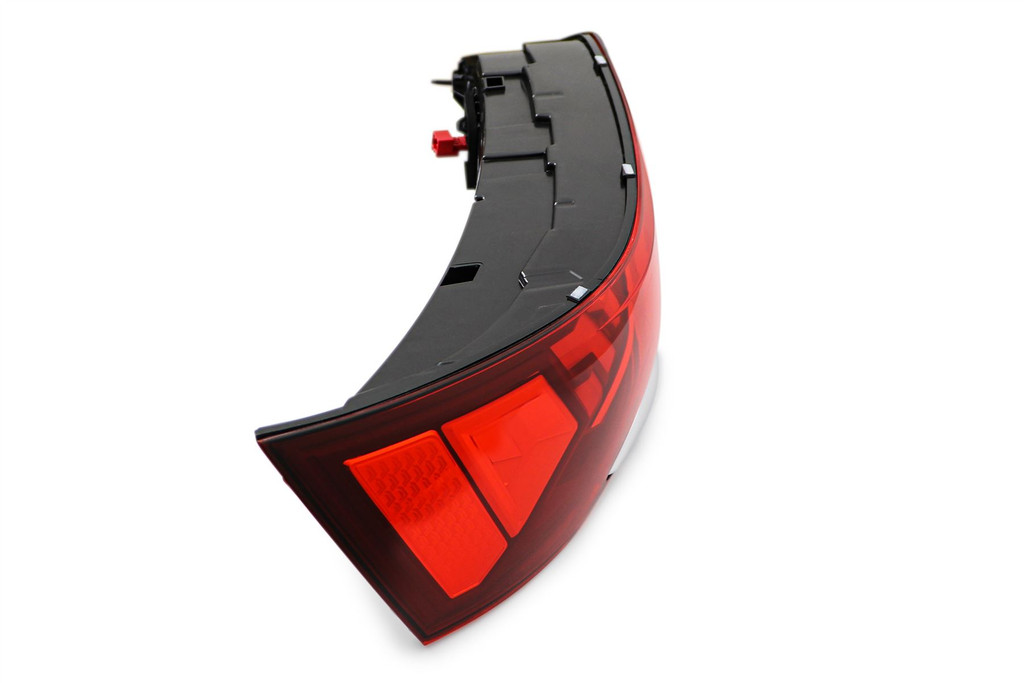 Rear light left LED dynamic indicator Audi Q7 20-