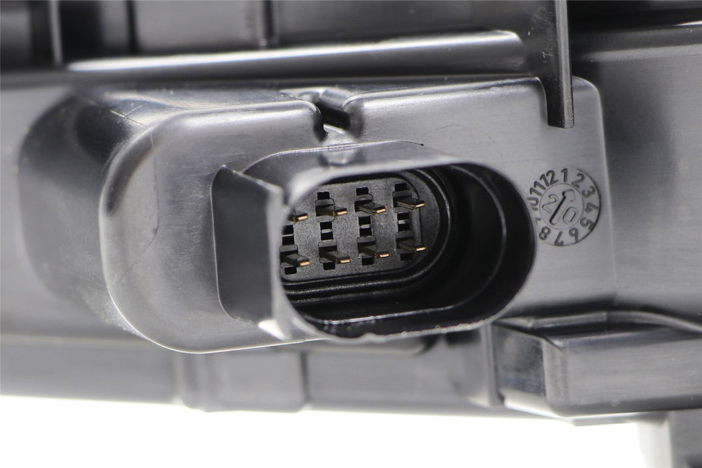 Volkswagen T Roc 18- Daytime running light right with indicator