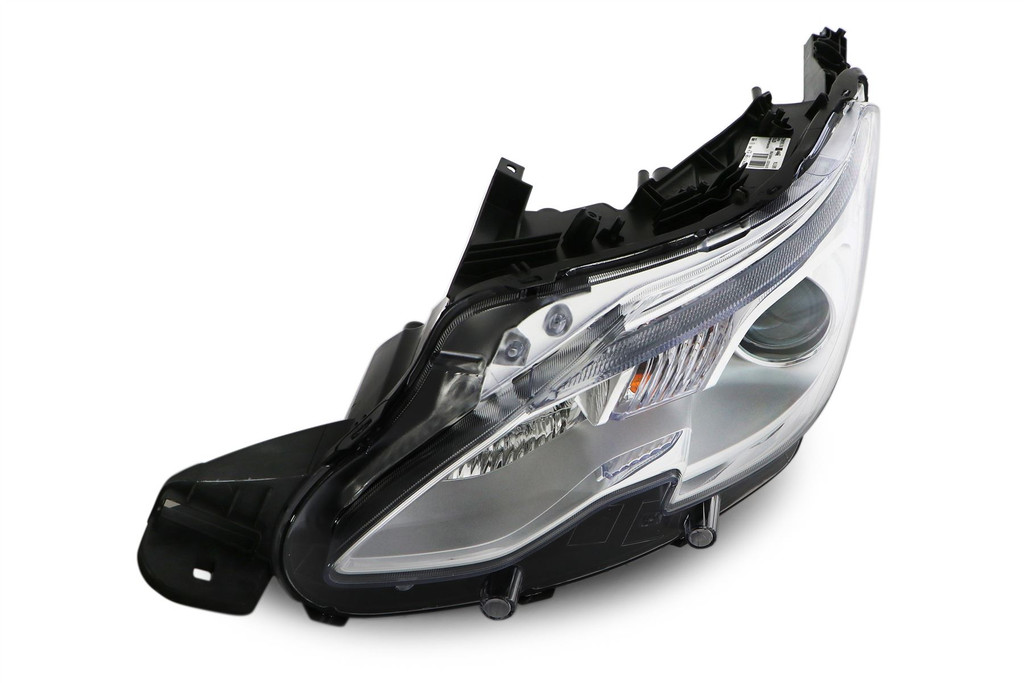 Headlight left chrome LED Peugeot 2008 13-16