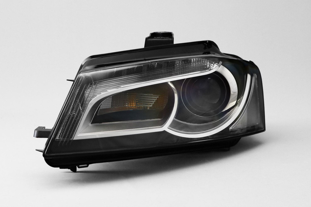 Headlight left bi-xenon LED DRL Audi A3 08-12 LHD