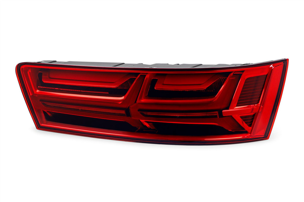Rear light right LED Audi Q7 15-19