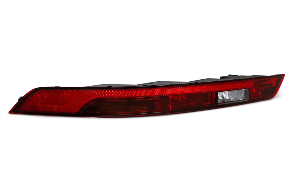 Rear light left bumper Audi Q5 16-