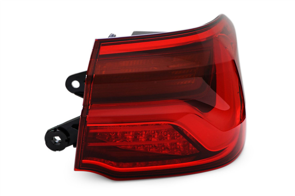 Rear light right BMW X2 18-