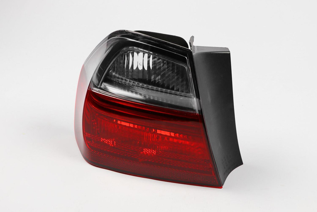 Rear lights set smoked red blackline BMW 3 Series E90 05-08 Saloon