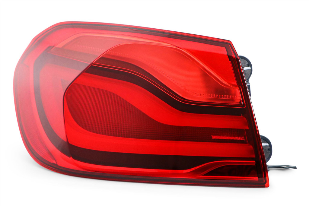 Rear light left outer red LED BMW 4 Series F32 F33 F36 17-20 