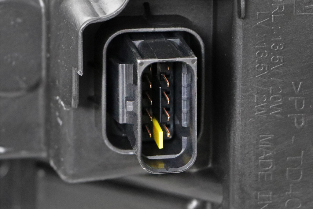 Headlight right LED Peugeot 5008 17-