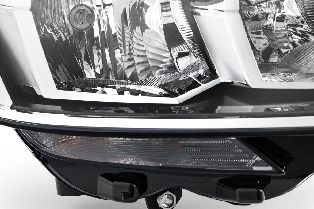 Headlight right halogen VW Transporter T6.1 20- 