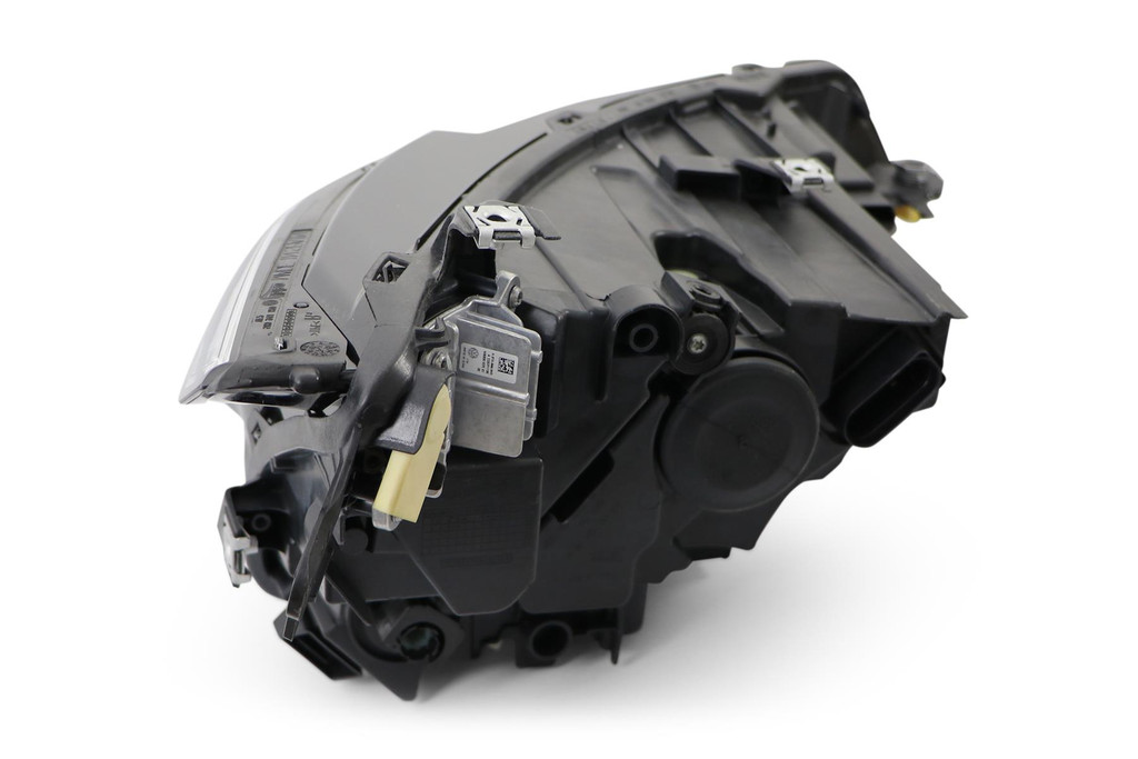 Headlight left LED Volkswagen Golf MK8 19- 