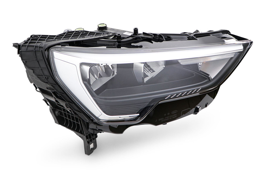 Headlight right LED Audi Q3 19-