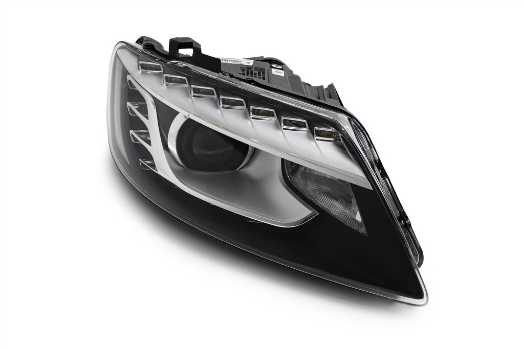 Headlight right Bi-xenon LED DRL Audi Q7 09-14