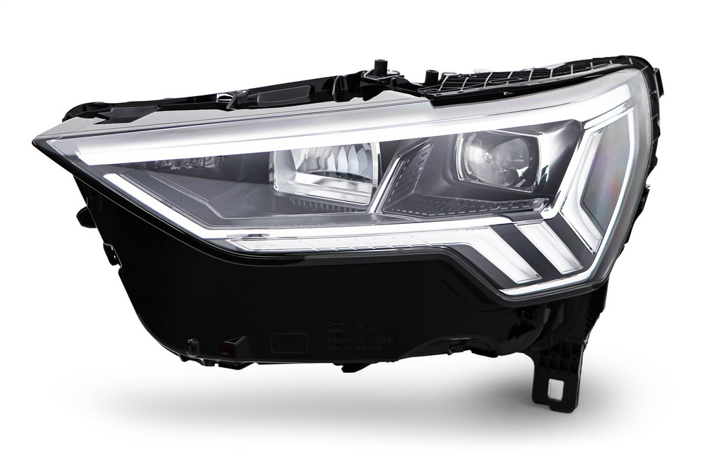 Headlight left LED adaptive Audi Q3 19- 