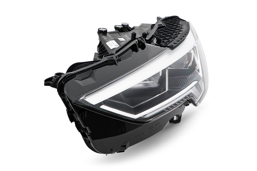 Headlight left LED adaptive Audi Q3 19- 
