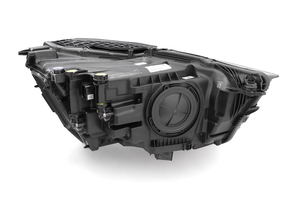 Headlight left LED adaptive Audi Q3 19- 