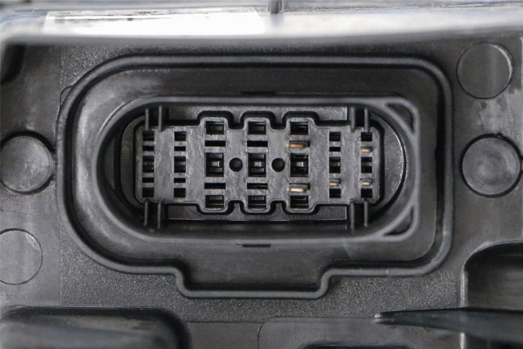 Headlight right LED Volkswagen Transporter T6.1 20-