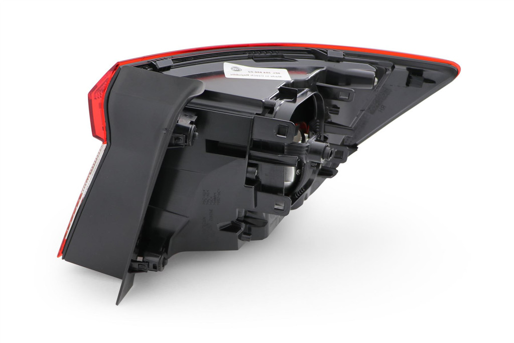 Rear light left outer LED Skoda Karoq 17- 