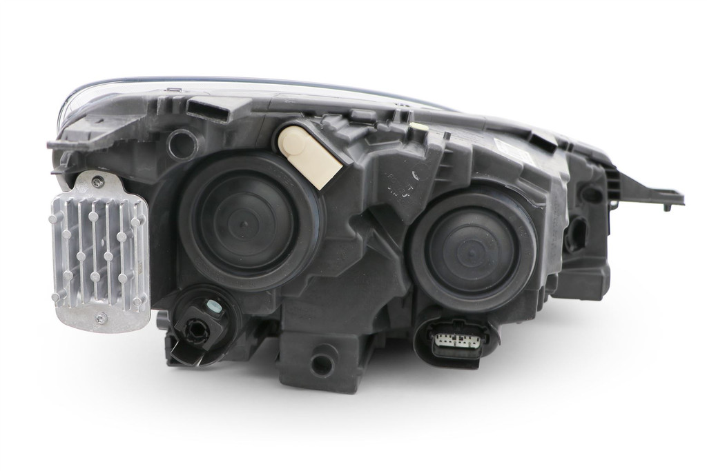 Headlight left halogen Ford Kuga 20- 