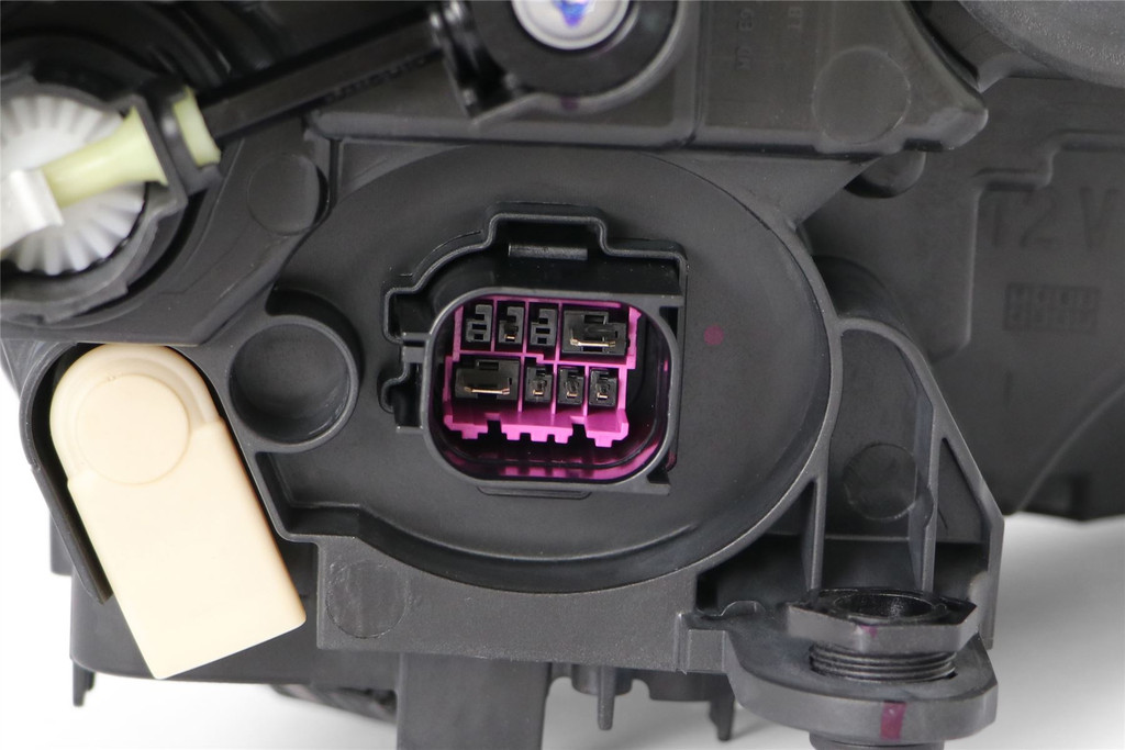 Headlight left LED adaptive Seat Ibiza 21-