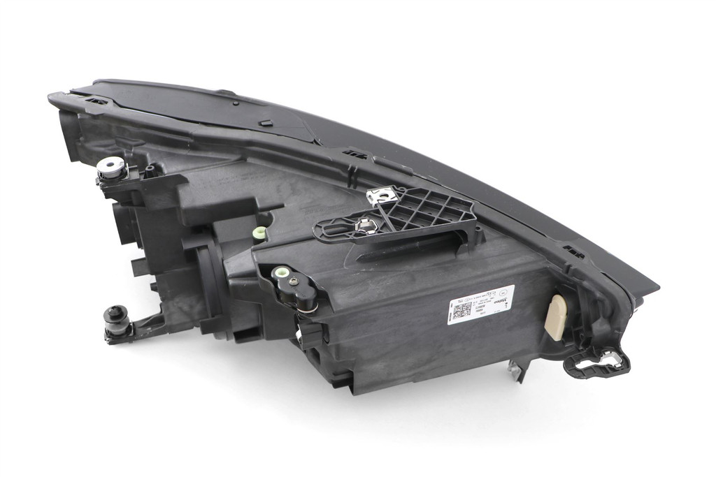 Headlight left LED reflector type Seat Leon 20- 