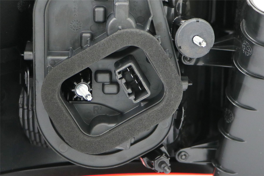 Rear light right outer Ford C-Max 10-14 