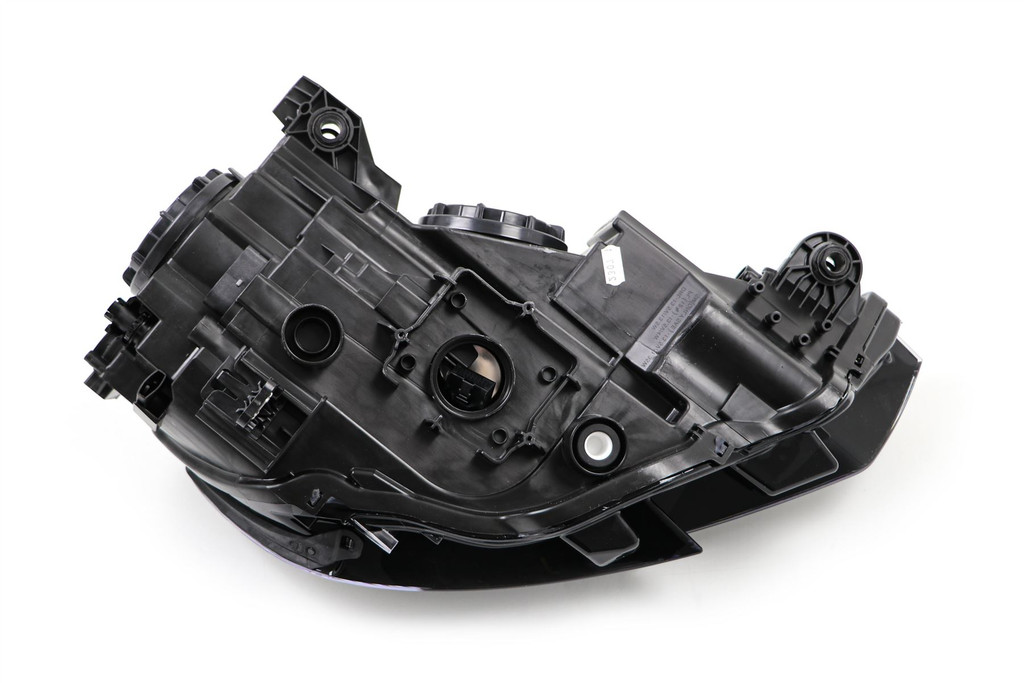 Headlight left Bi-xenon LED DRL Audi A3 16- 