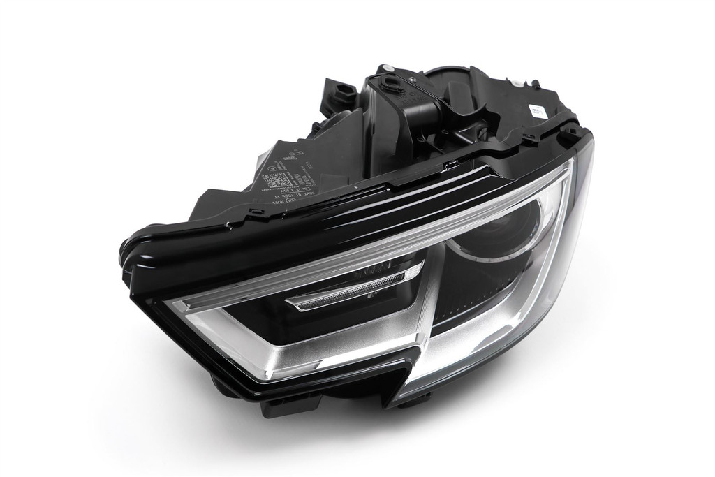Headlight left Bi-xenon LED DRL Audi A3 16- 