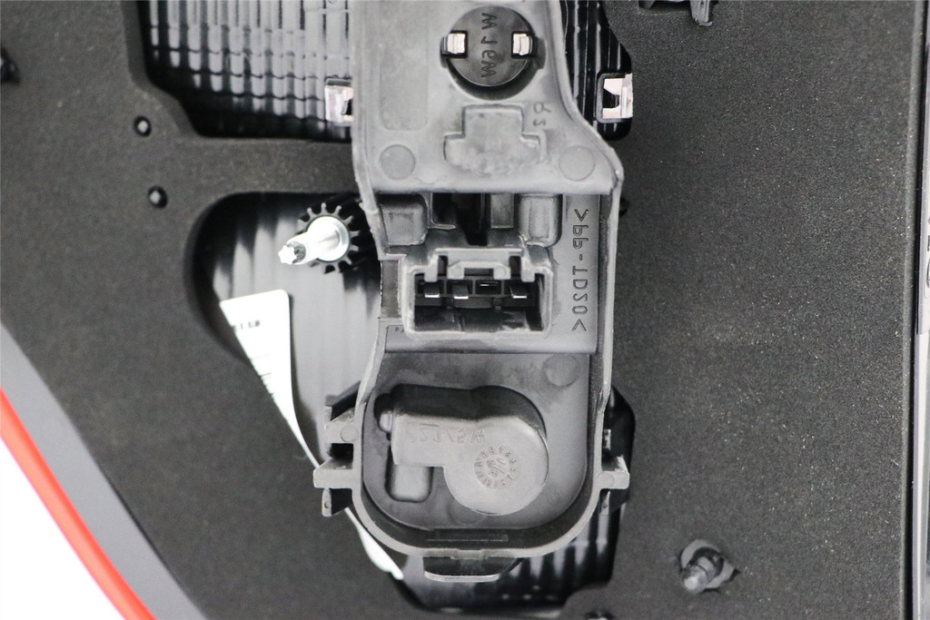 Rear light left inner Ford C-Max 10-14 