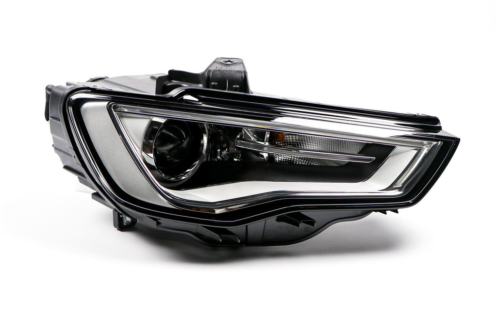 Headlight right bi-xenon with AFS Audi A3 12-