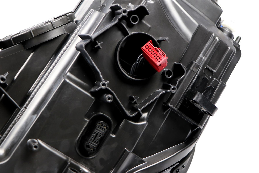 Headlight right bi-xenon with AFS Audi A3 12-