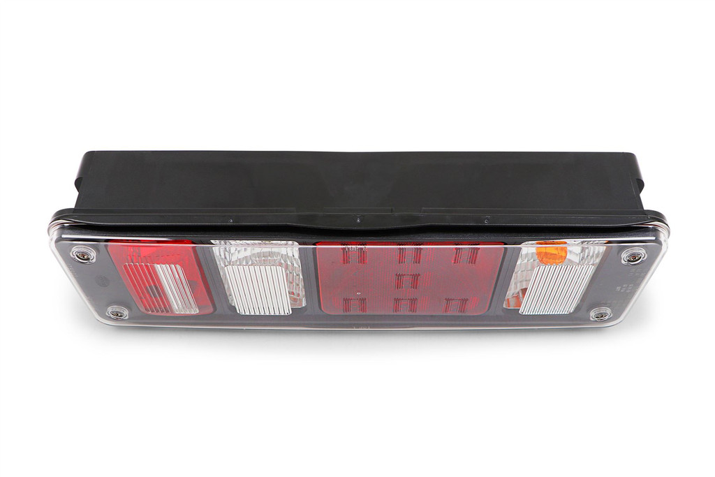 Rear light right triangle reflector trailer lorry Krone Fruehauf Feldbinder Reisch DAF 