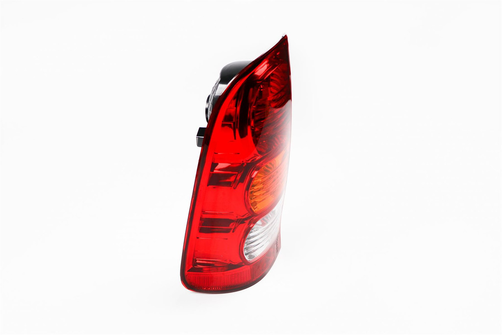 Rear light left Toyota Hilux 05-11