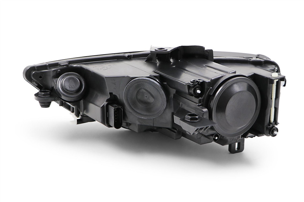 Headlight right Audi A3 12-16 Hella