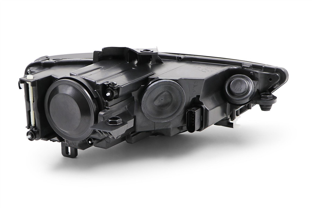 Headlight left Audi A3 12-16 Hella