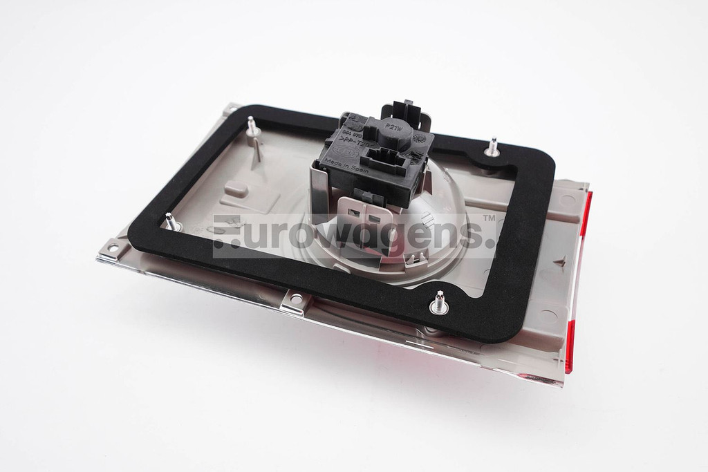 Rear light inner left VW Sharan 04-09