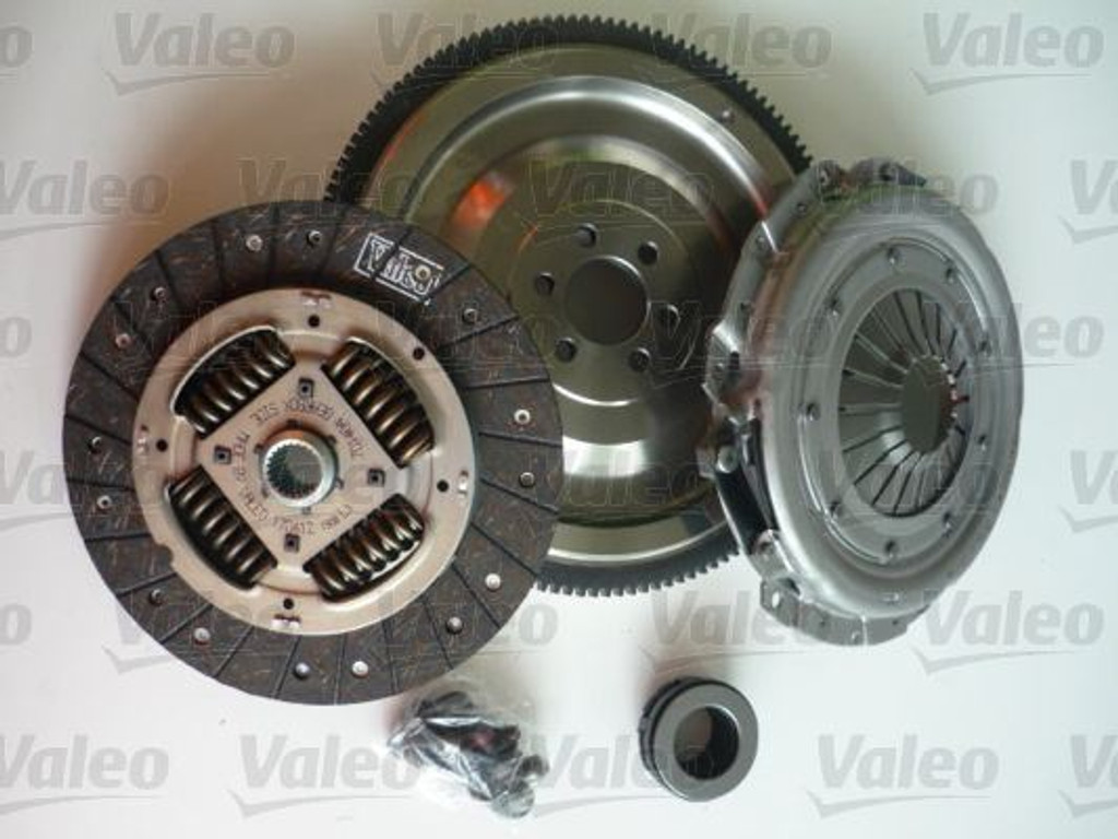 Audi A4 Clutch Kit Car Replacement Spare 95- (835005) 