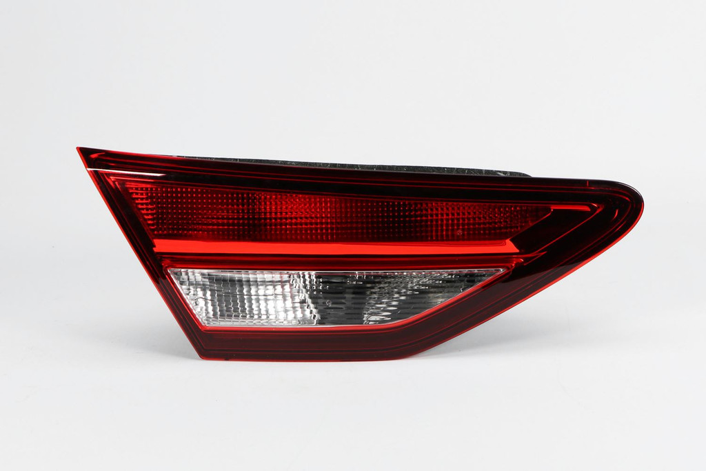 Rear light left inner Seat Leon 12-16