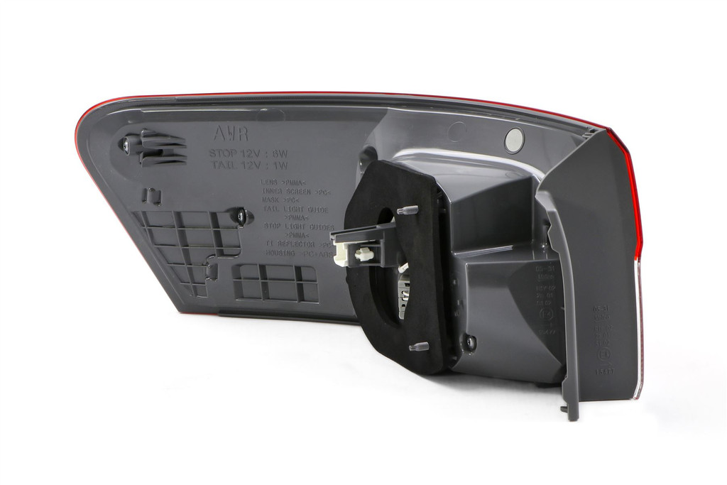 Rear light outer right LED Toyota Avensis 12-15 Estate