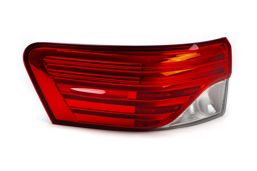 Rear light outer left LED Toyota Avensis 12-15 Estate