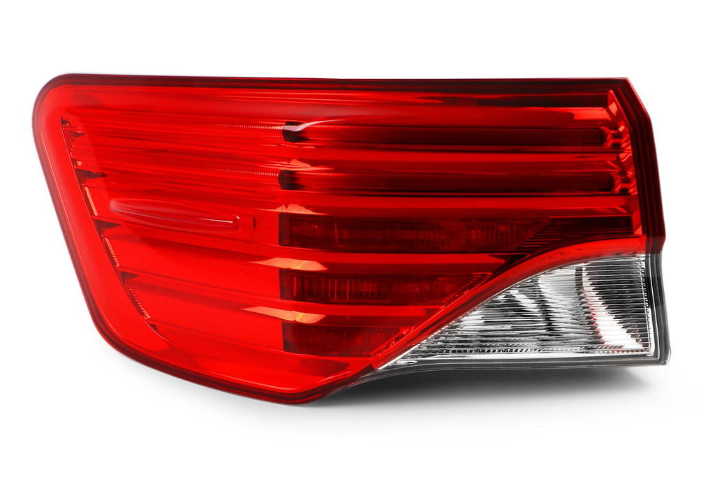 Rear outer light left LED Toyota Avensis 12-15 Saloon