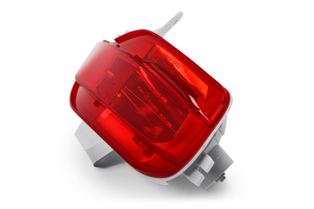 Rear bumper fog light right Toyota Avensis 12-15 Saloon