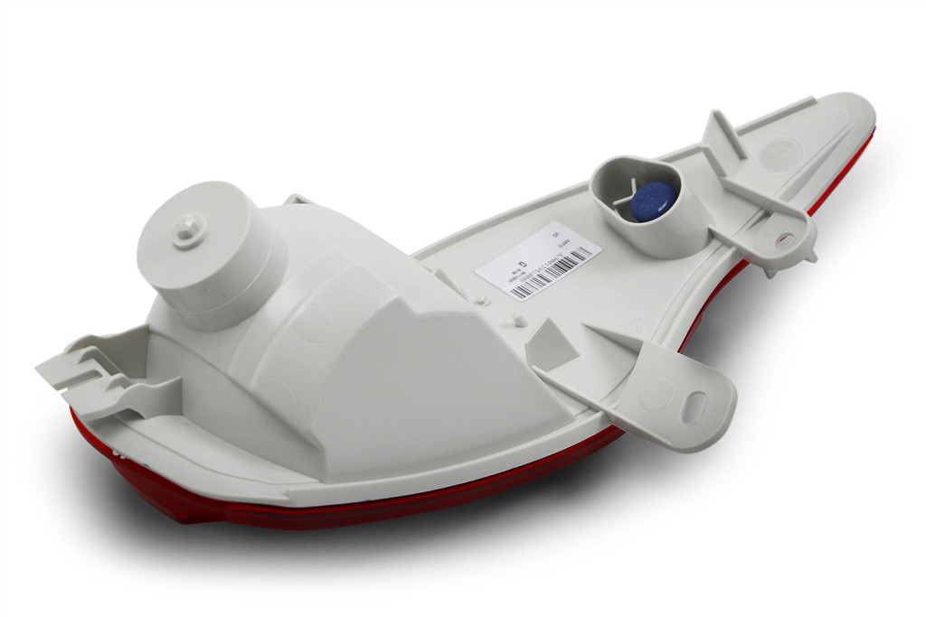 Rear bumper fog light left Toyota Avensis 12-15 Saloon