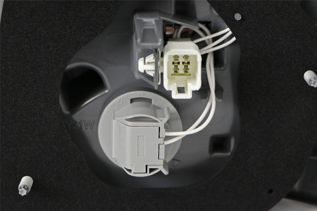 Rear outer light left LED Toyota Avensis 09-11 Estate
